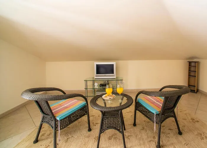 Penthouse Milea By Interhome Lejlighed Patroves